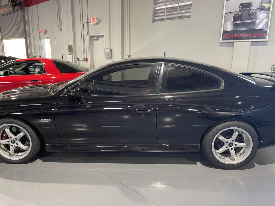2005 Pontiac GTO 4th Gen - Image 9 of 31