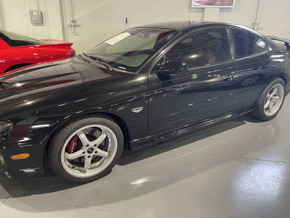 2005 Pontiac GTO 4th Gen - Image 8 of 31