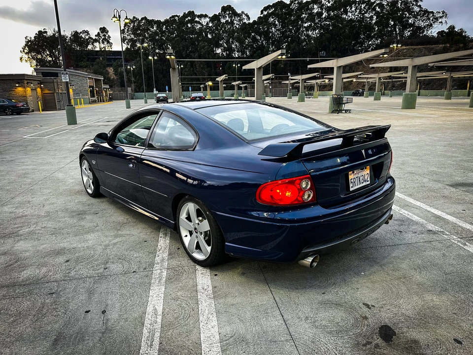 2005 Pontiac GTO 4th Gen - Image 16 of 31