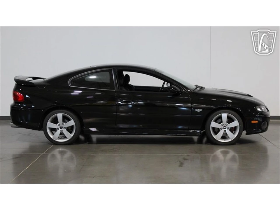 2005 Pontiac GTO 4th Gen - Image 23 of 31