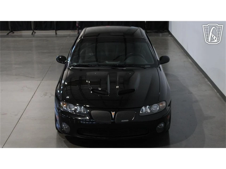 2005 Pontiac GTO 4th Gen - Image 13 of 31