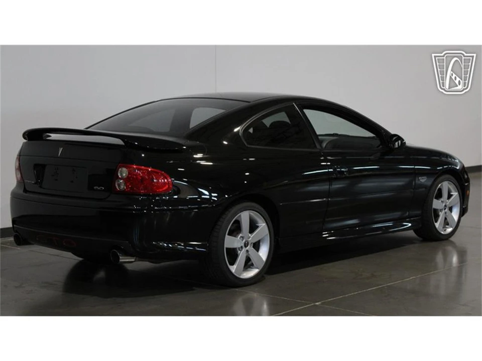 2005 Pontiac GTO 4th Gen - Image 24 of 31