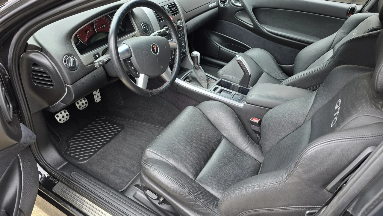 2005 Pontiac GTO 4th Gen - Image 9 of 11