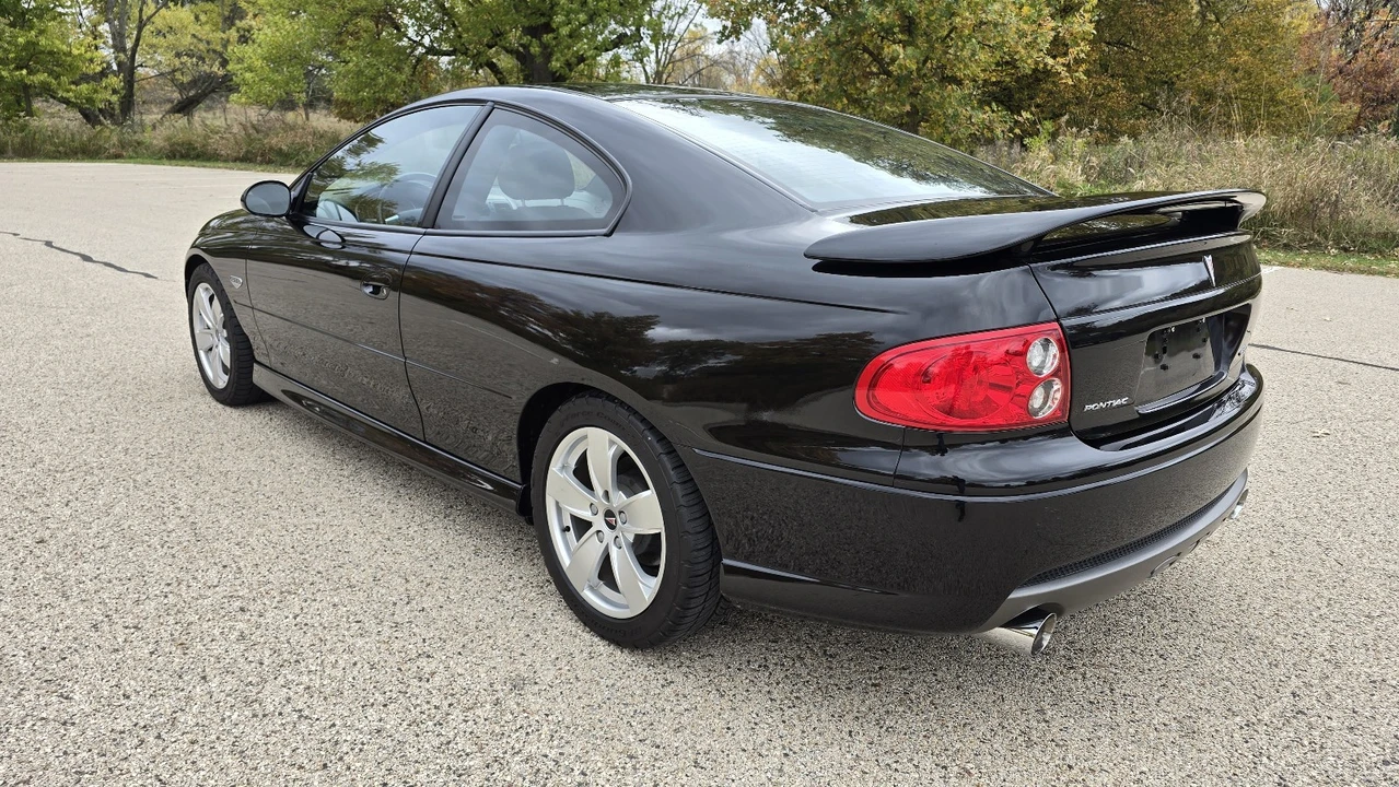 2005 Pontiac GTO 4th Gen - Image 7 of 11