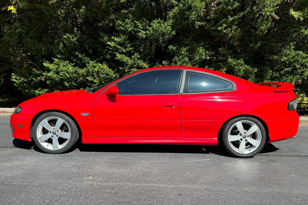 2005 Pontiac GTO 4th Gen - Image 7 of 31