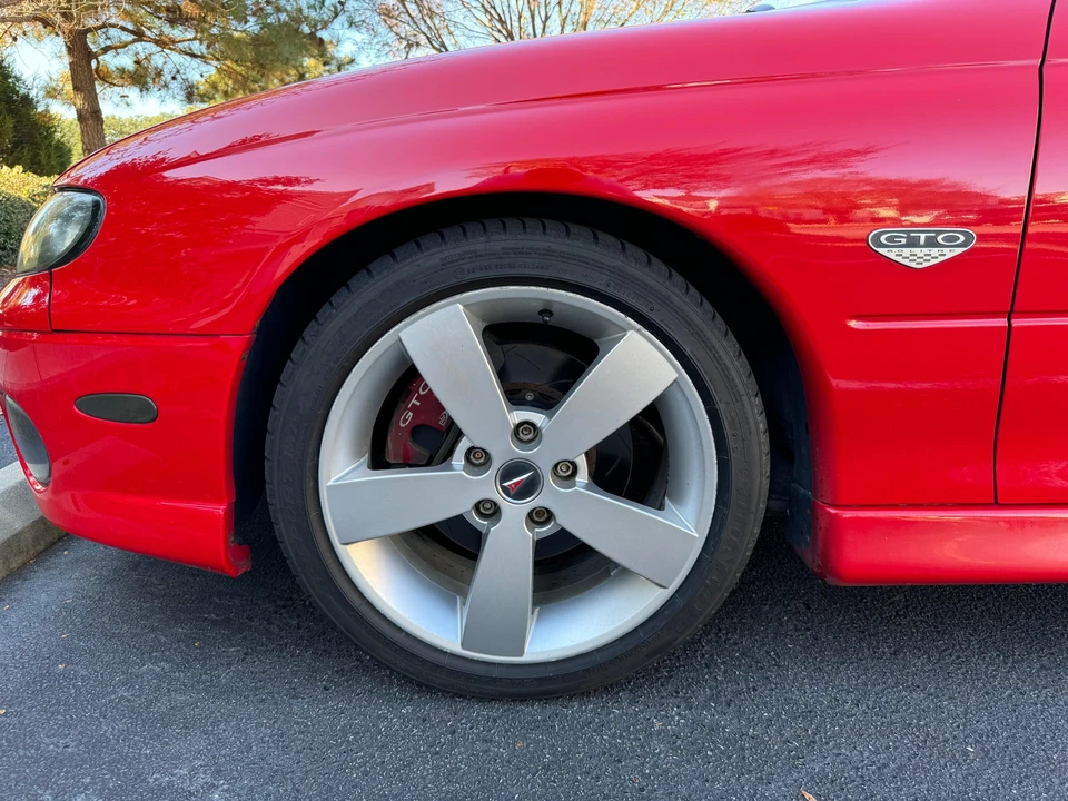 2005 Pontiac GTO 4th Gen - Image 28 of 31
