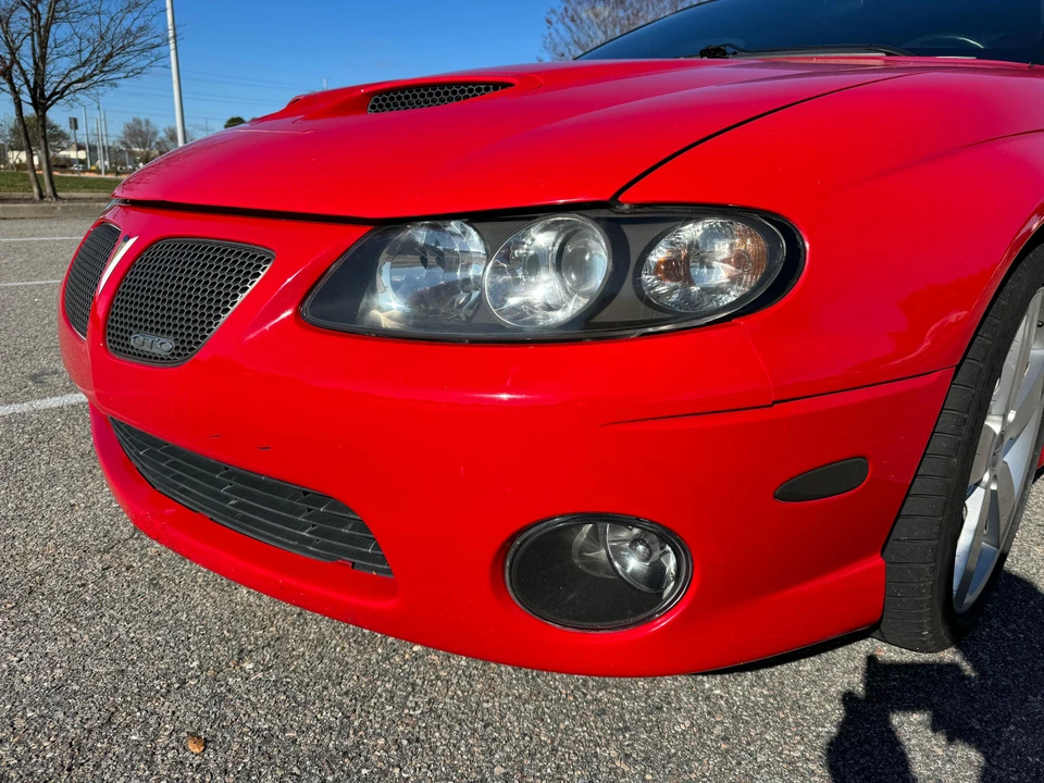 2005 Pontiac GTO 4th Gen - Image 14 of 31