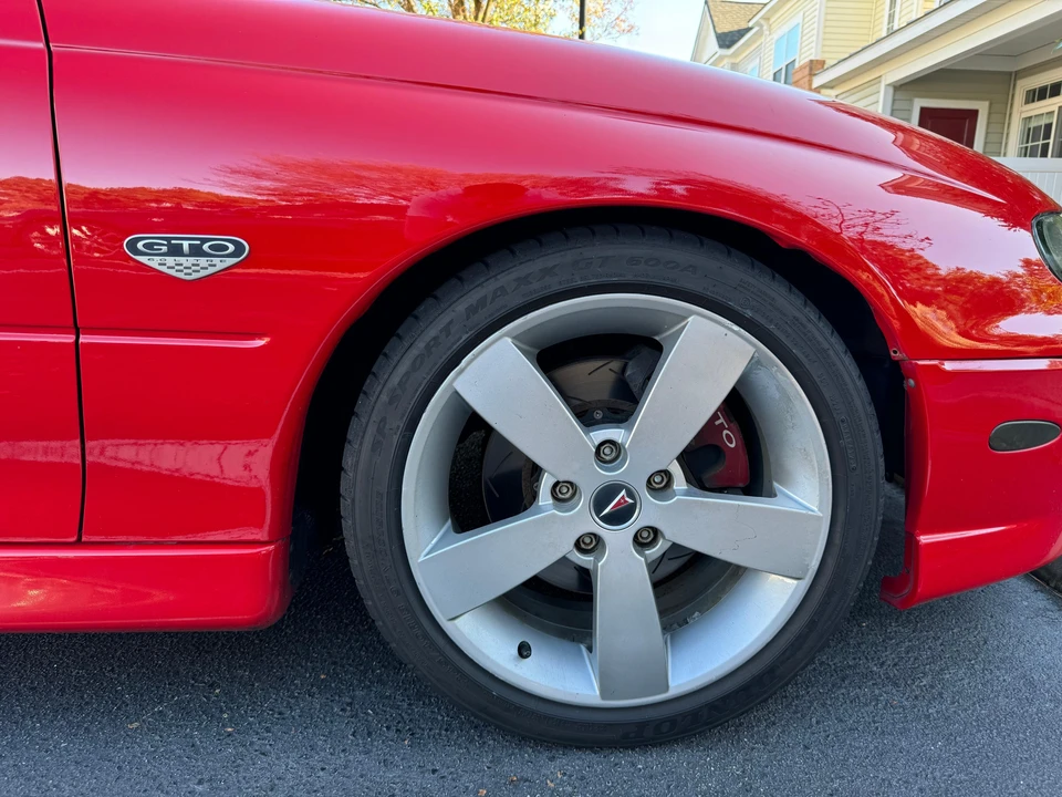 2005 Pontiac GTO 4th Gen - Image 29 of 31