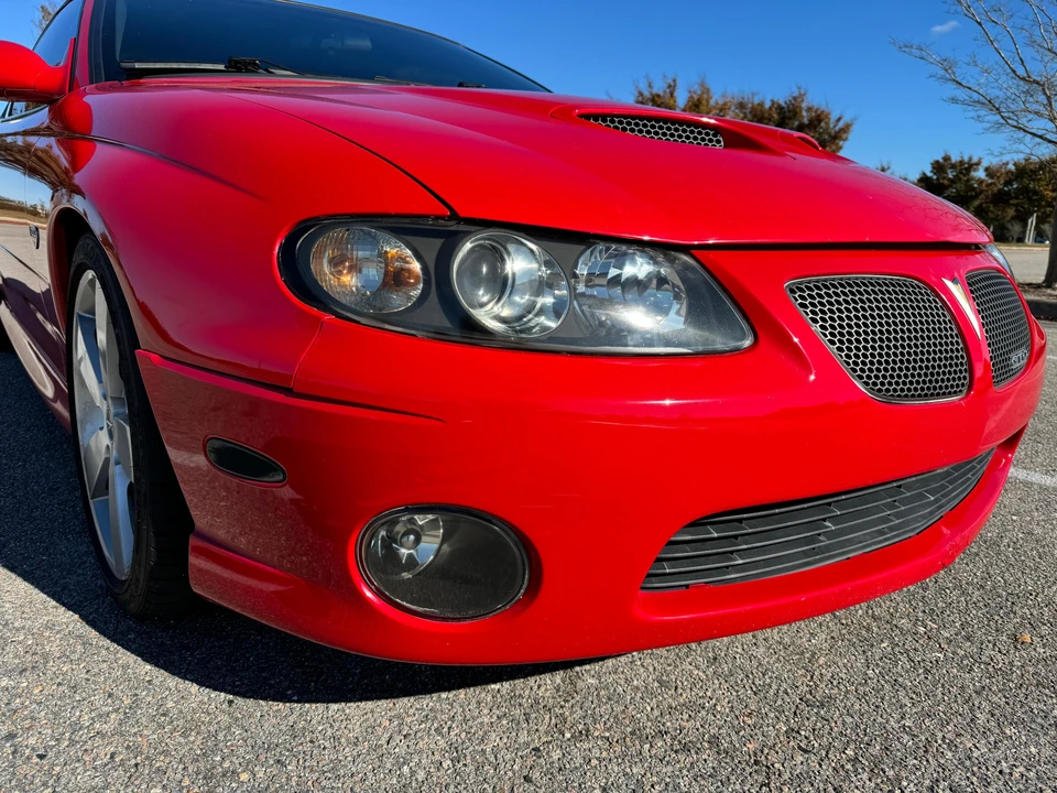 2005 Pontiac GTO 4th Gen - Image 11 of 31