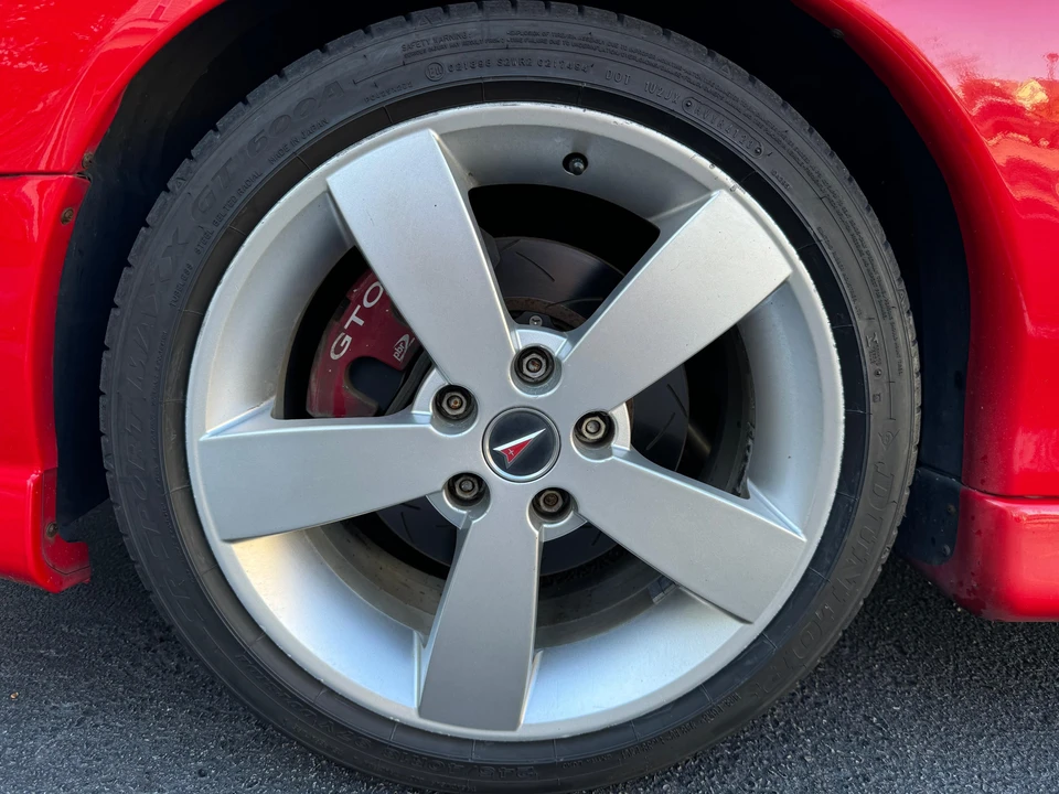 2005 Pontiac GTO 4th Gen - Image 24 of 31