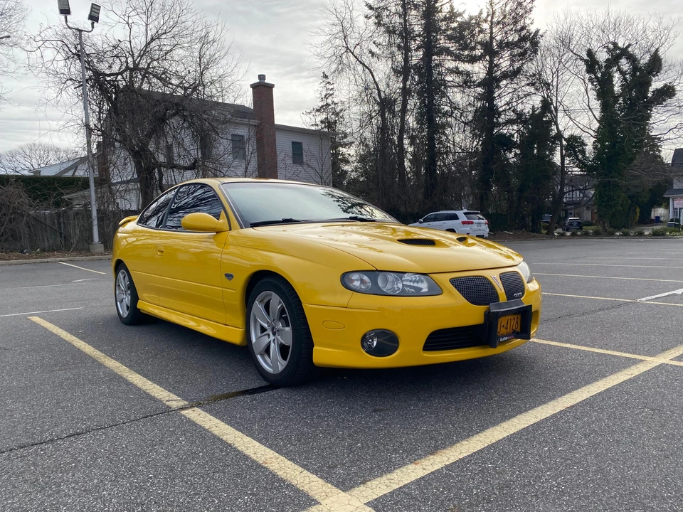 2005 Pontiac GTO 4th Gen - Image 16 of 31