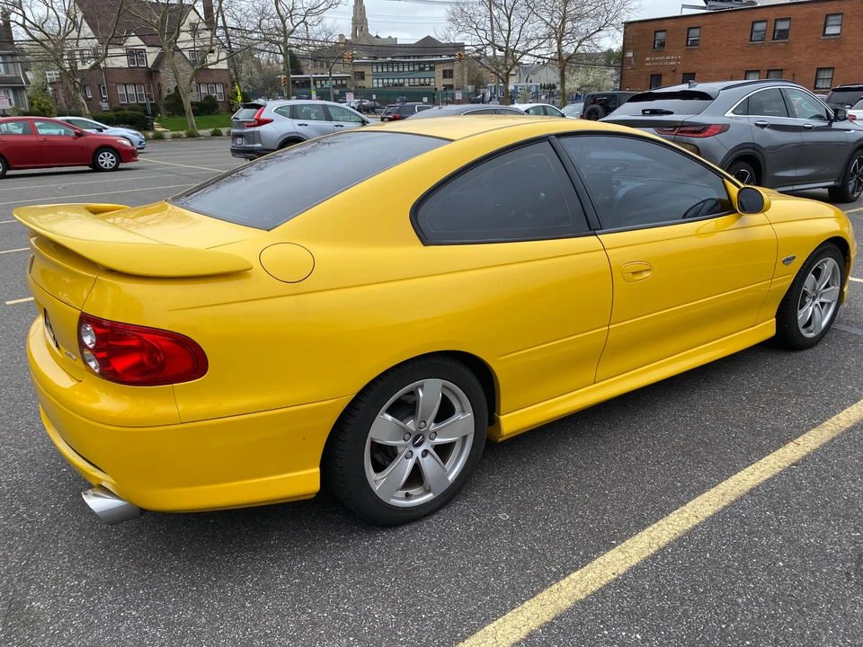 2005 Pontiac GTO 4th Gen - Image 14 of 31