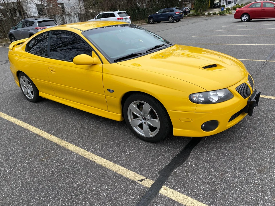 2005 Pontiac GTO 4th Gen - Image 15 of 31
