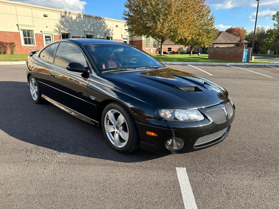 2005 Pontiac GTO 4th Gen - Image 10 of 31