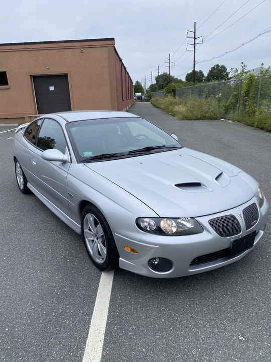 2005 Pontiac GTO 4th Gen - Image 14 of 31