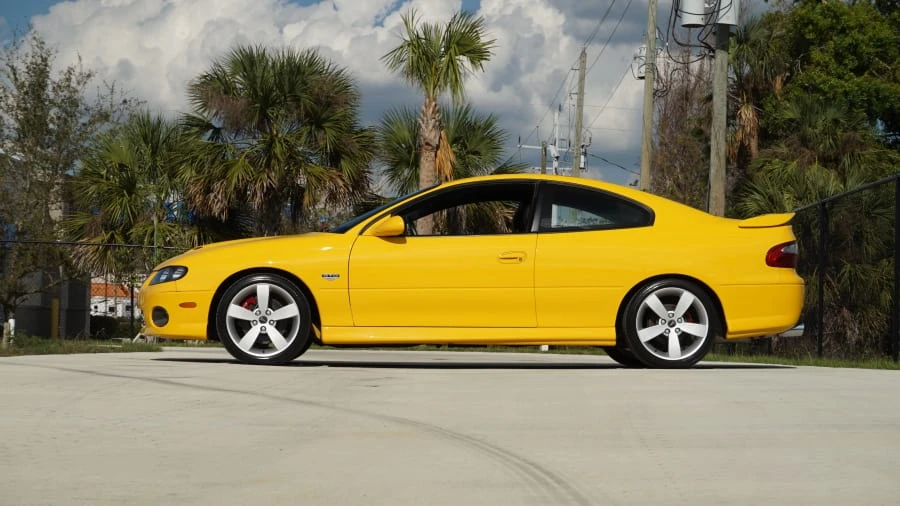 2005 Pontiac GTO 4th Gen - Image 2 of 8