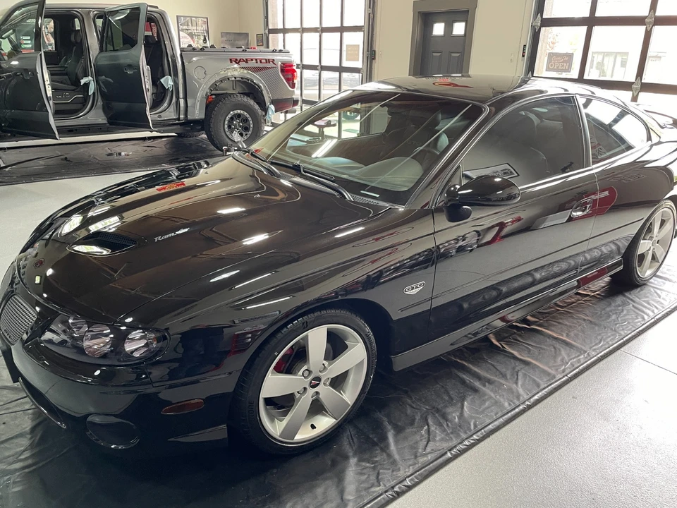 2005 Pontiac GTO 4th Gen - Image 2 of 21