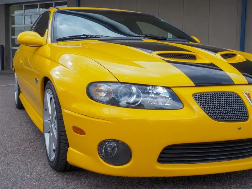 2005 Pontiac GTO 4th Gen - Image 16 of 31