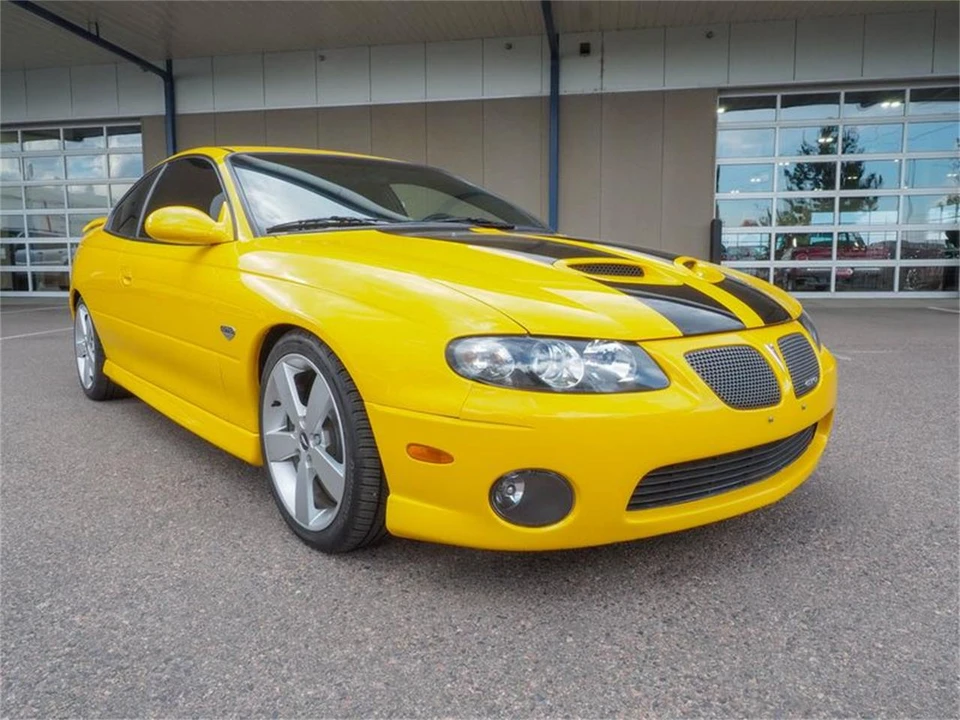 2005 Pontiac GTO 4th Gen - Image 14 of 31