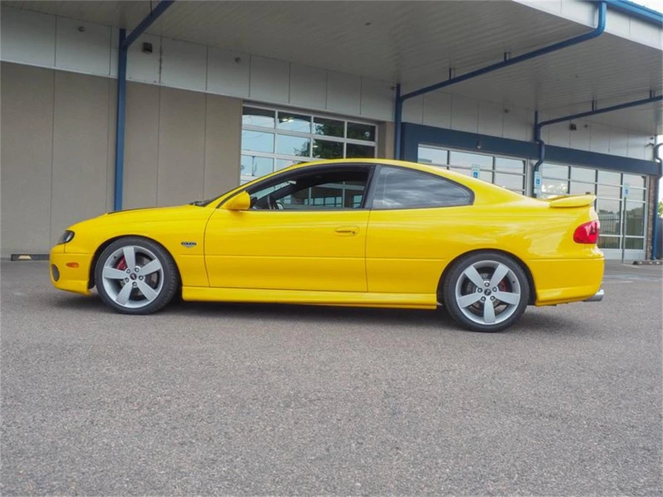 2005 Pontiac GTO 4th Gen - Image 8 of 31