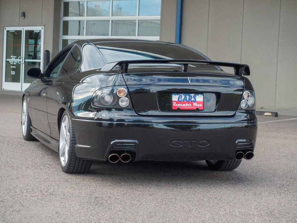 2005 Pontiac GTO 4th Gen - Image 10 of 31