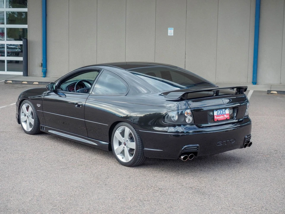 2005 Pontiac GTO 4th Gen - Image 8 of 31