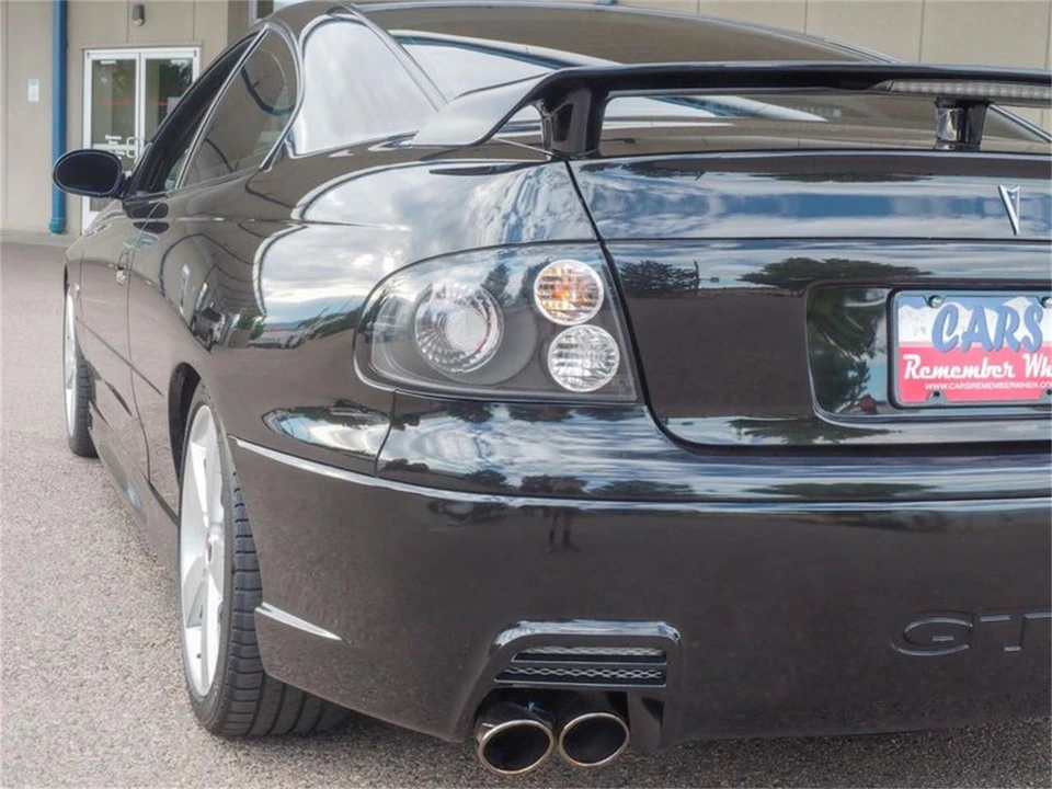 2005 Pontiac GTO 4th Gen - Image 16 of 31