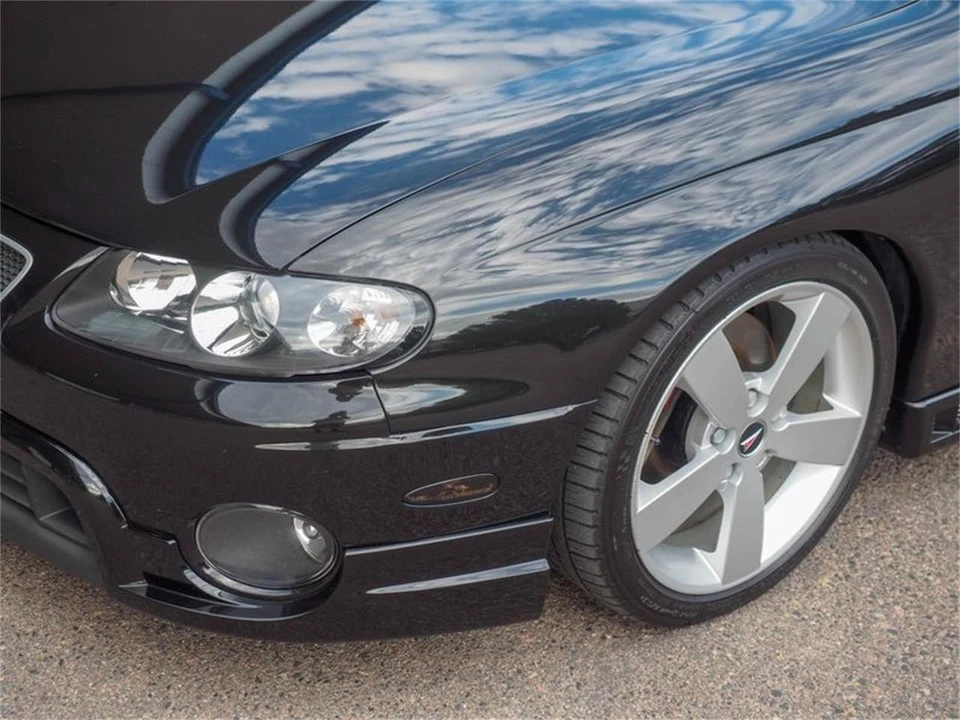 2005 Pontiac GTO 4th Gen - Image 23 of 31