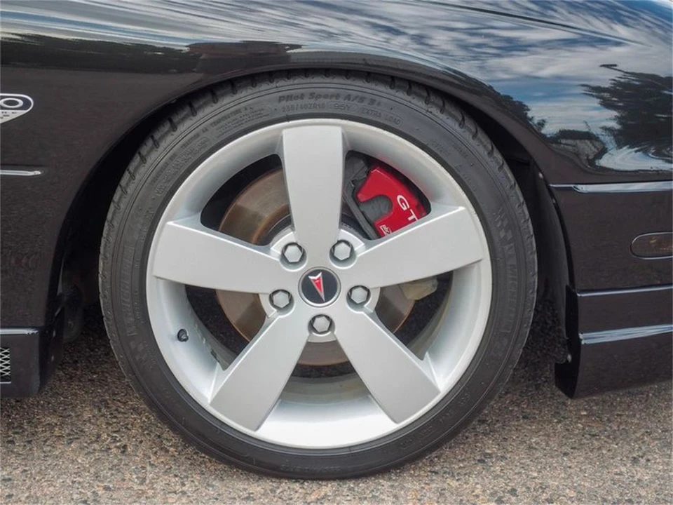2005 Pontiac GTO 4th Gen - Image 26 of 31