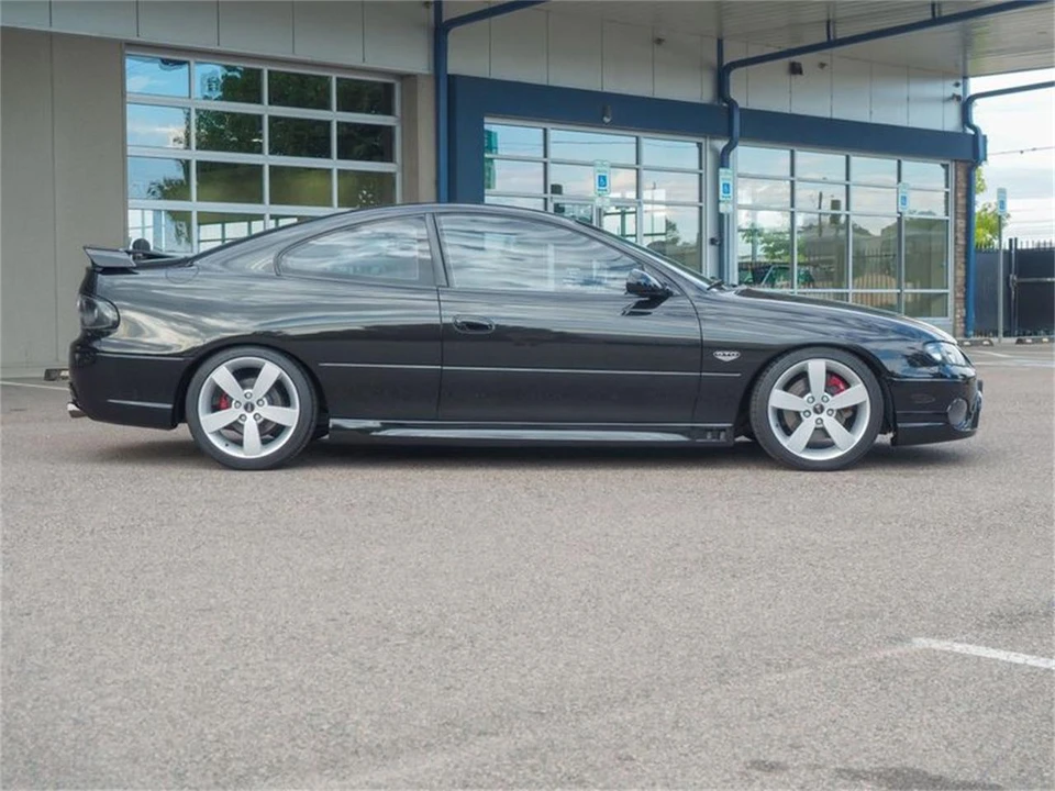 2005 Pontiac GTO 4th Gen - Image 9 of 31