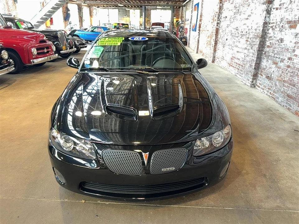 2005 Pontiac GTO 4th Gen - Image 7 of 31