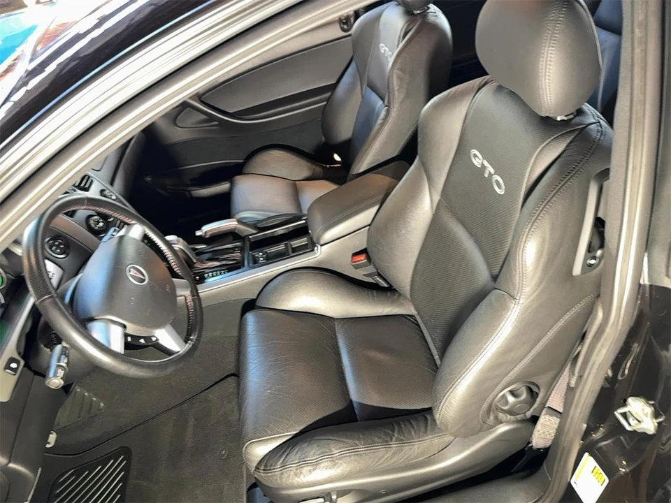 2005 Pontiac GTO 4th Gen - Image 13 of 31