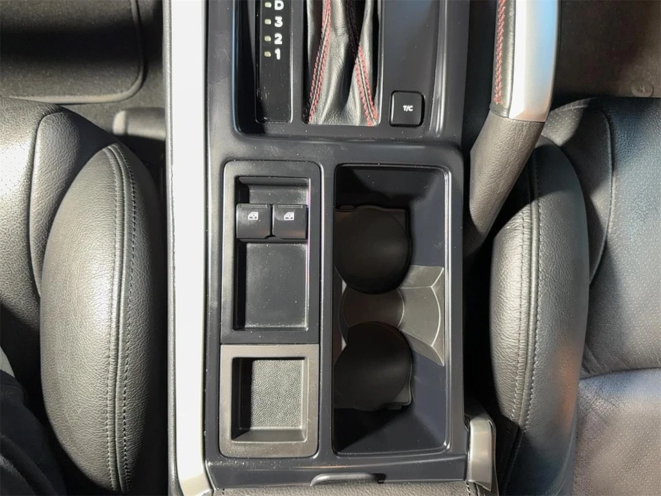 2005 Pontiac GTO 4th Gen - Image 24 of 31