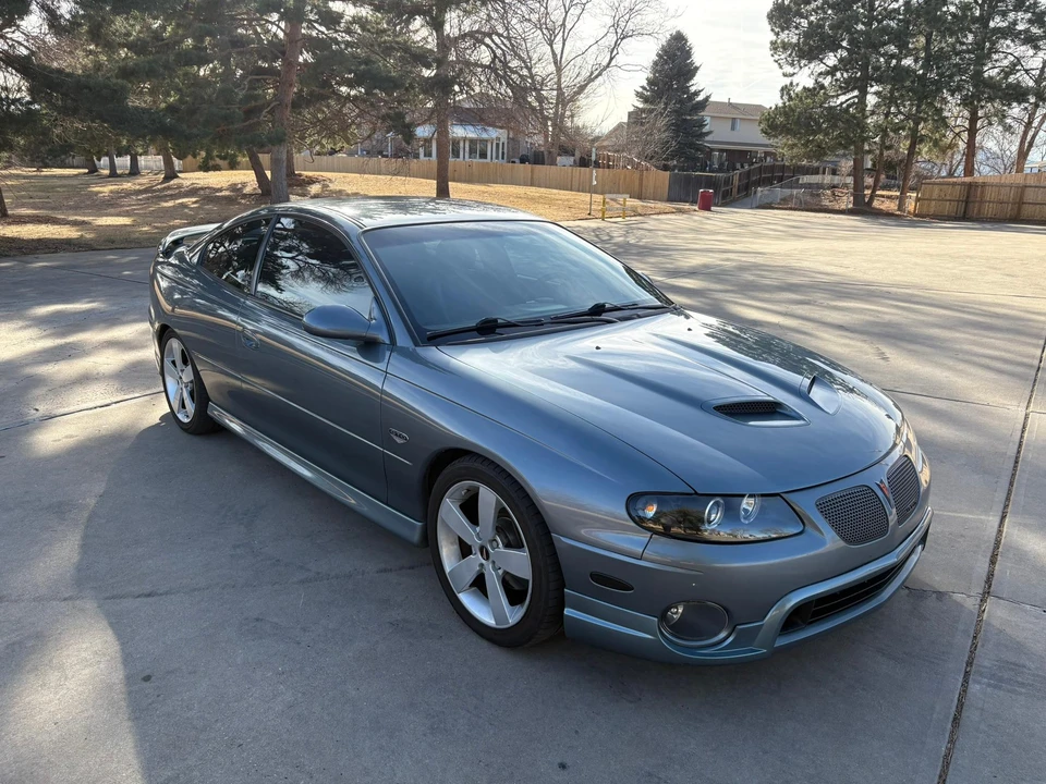 2005 Pontiac GTO 4th Gen - Image 16 of 31