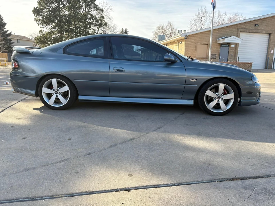 2005 Pontiac GTO 4th Gen - Image 15 of 31