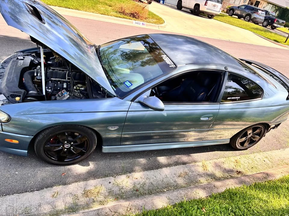 2005 Pontiac GTO 4th Gen - Image 2 of 8