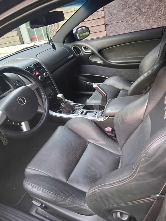 2005 Pontiac GTO 4th Gen - Image 2 of 7