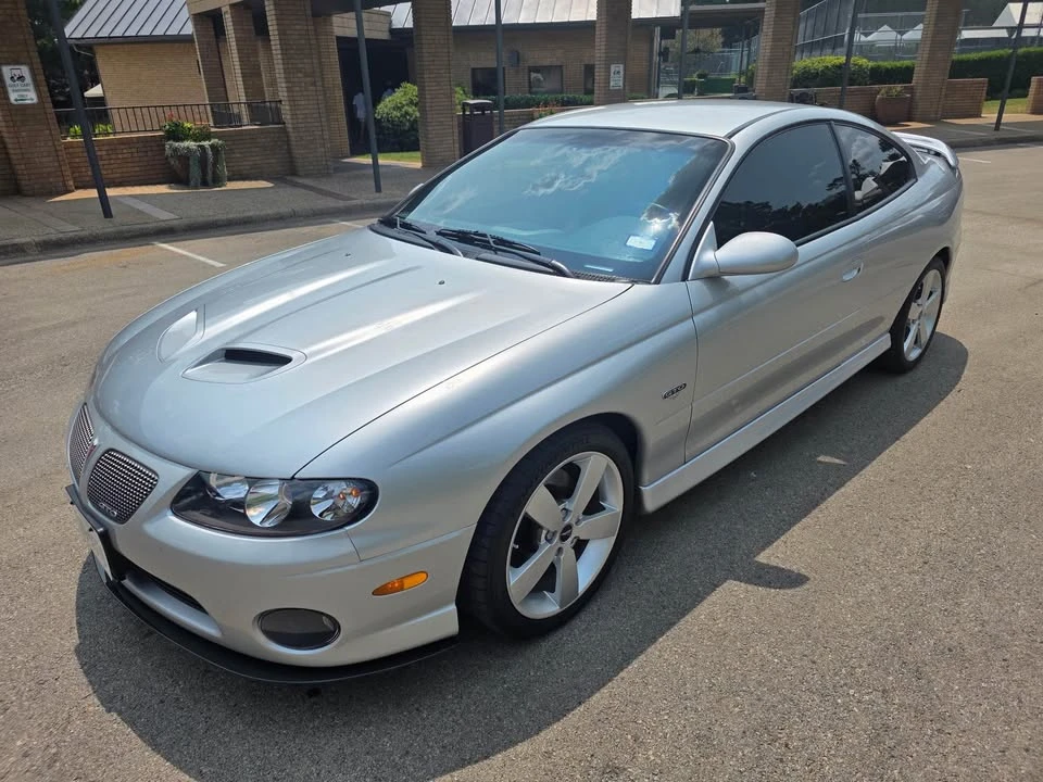 2005 Pontiac GTO 4th Gen - Image 2 of 5