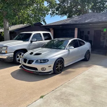 2005 Pontiac GTO Coupe