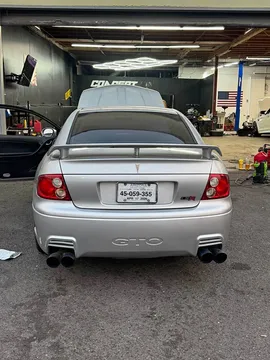 2005 Pontiac GTO Coupe 2D
