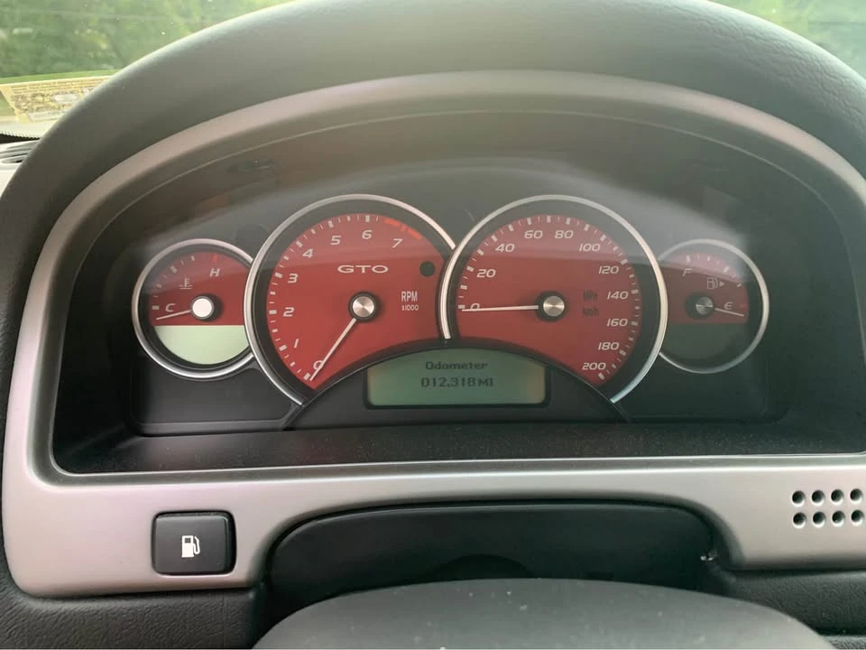 2005 Pontiac GTO 4th Gen - Image 9 of 13