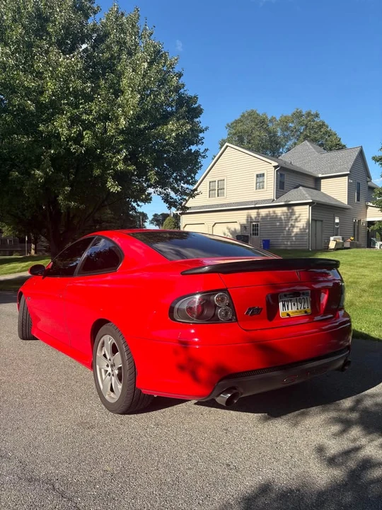 2005 Pontiac GTO 4th Gen - Image 12 of 13