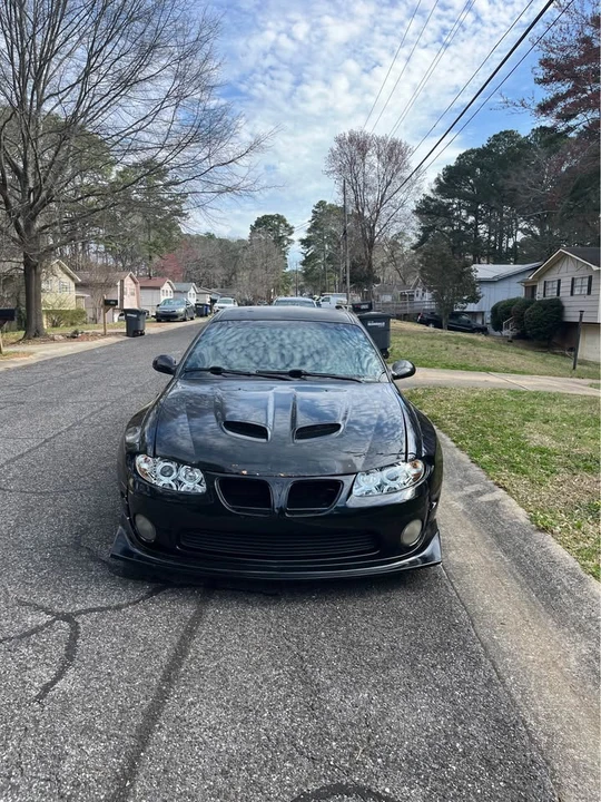 2005 Pontiac GTO 4th Gen - Image 2 of 8