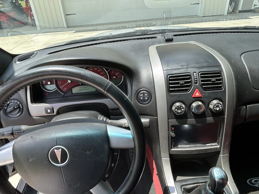 2005 Pontiac GTO 4th Gen - Image 14 of 27