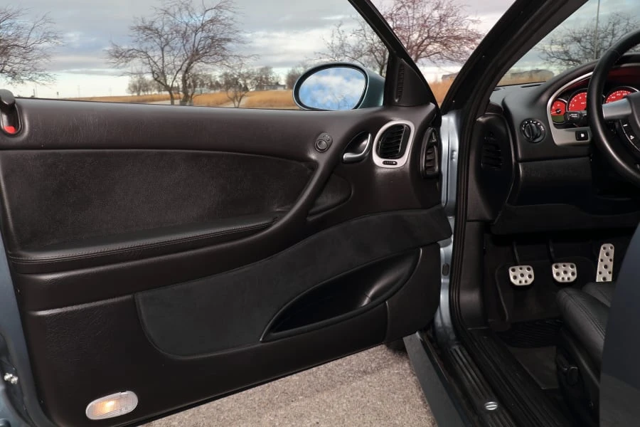 2005 Pontiac GTO 4th Gen - Image 22 of 31
