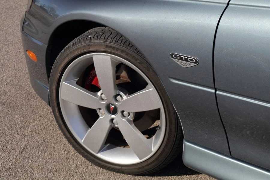 2005 Pontiac GTO 4th Gen - Image 9 of 31