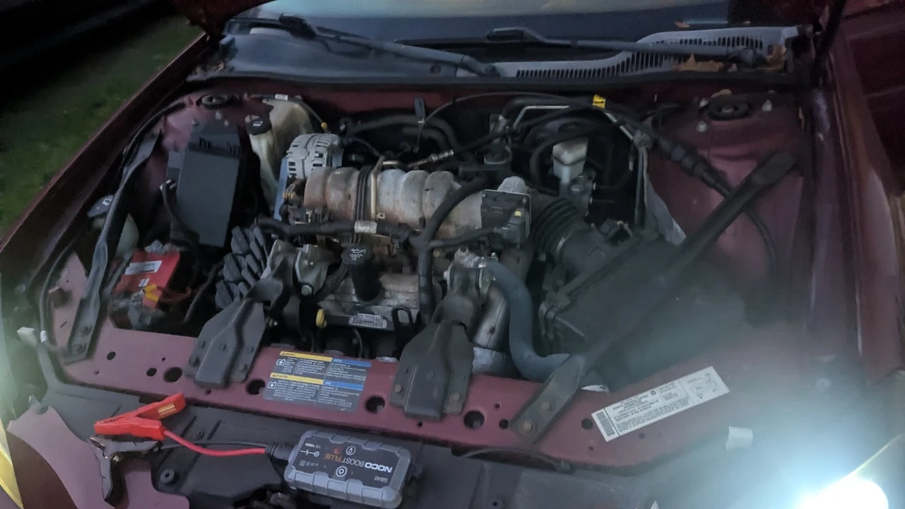 2005 Pontiac Grand Prix 3rd+ Gen - Image 9 of 10