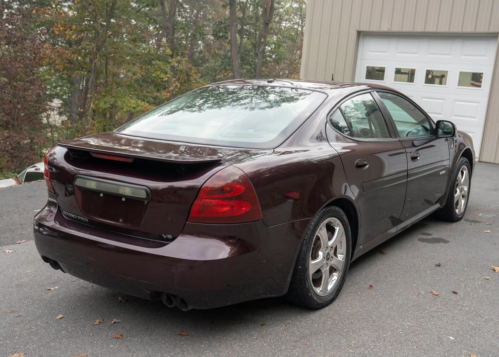 2005 Pontiac Grand Prix 3rd+ Gen - Image 6 of 31