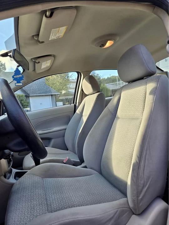 2005 Pontiac Sunfire - Image 9 of 14