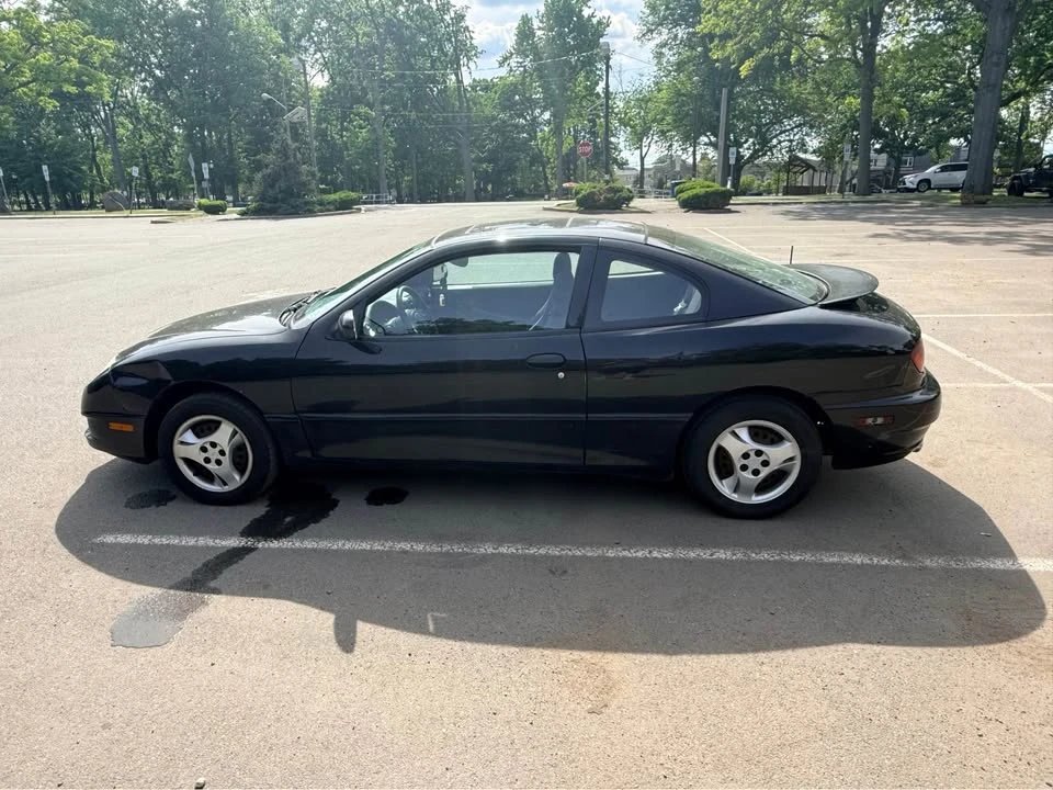 2005 Pontiac Sunfire - Image 6 of 10